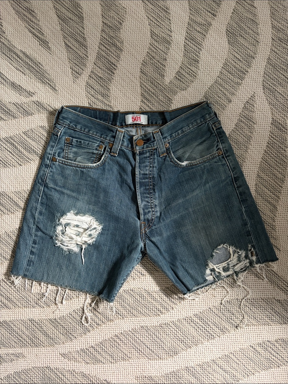 Levi boyfriend shorts